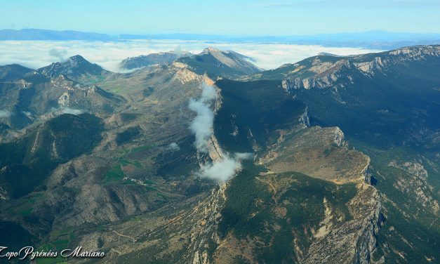 Survol des Pyrénées Orientales (Catalunya)