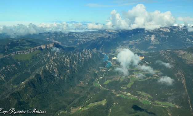 Survol des Pyrénées Orientales (Catalunya)