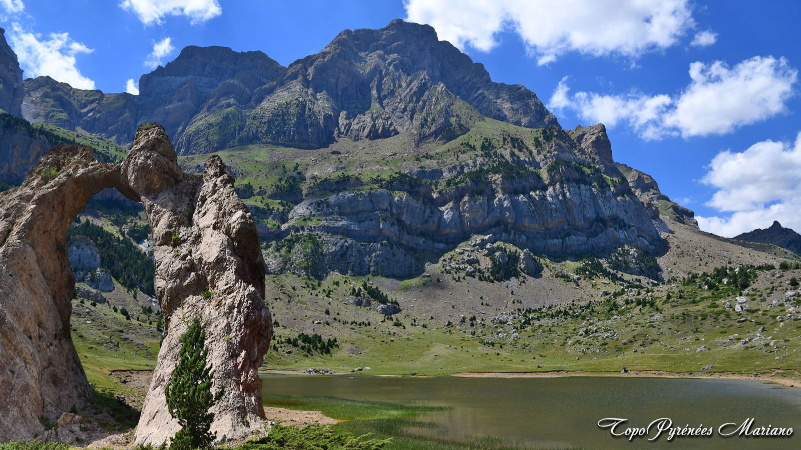 Randonnée Lac de Piedrafita (1620m) en boucle par l’arche de Sarronal (1860m)