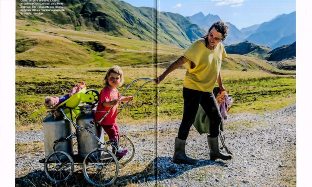 Les nouvelles bergères des Pyrénées par Laurence Fleury
