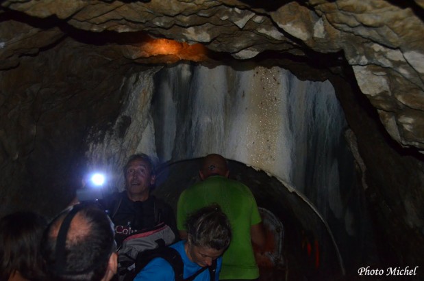 Grotte-Eaux-Chaudes-Sentier-des-Fenetres_036