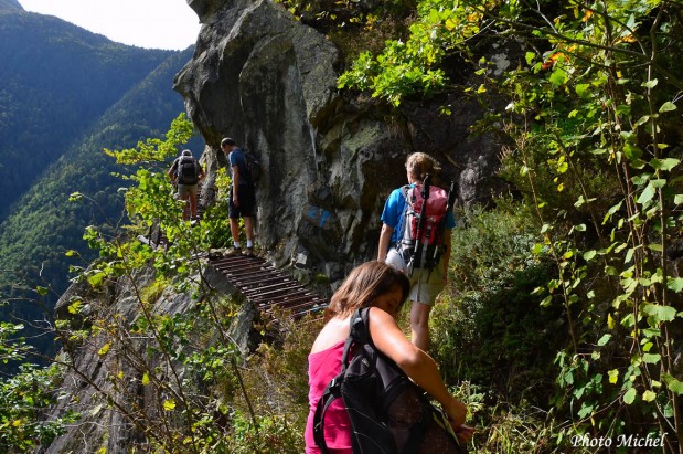 Grotte-Eaux-Chaudes-Sentier-des-Fenetres_066