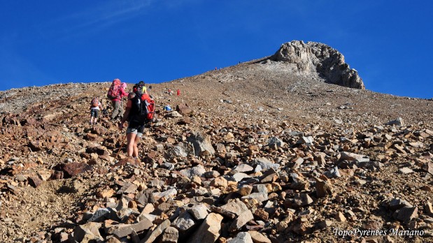 Randonnee-Pic-des-Posets-3369m_066