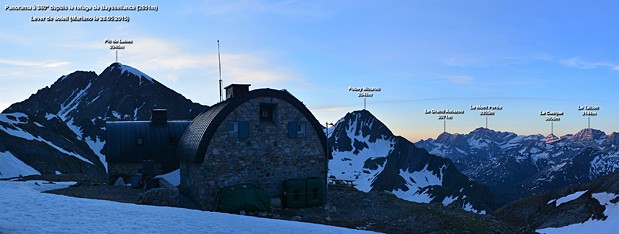 Panorama-depuis-le-Refuge-de-Bayssellance-2651m-Vignette