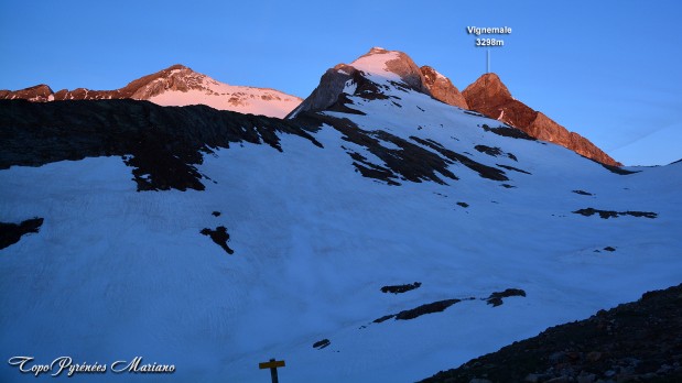 Randonnee-Grand-Vignemale-depuis-Bayssellance_003