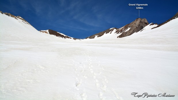 Randonnee-Grand-Vignemale-depuis-Bayssellance_032