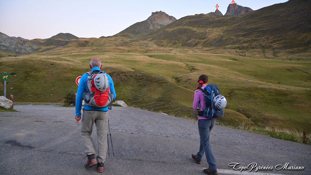 Escalade-Petit-Pic-d-Ossau-2807m_001