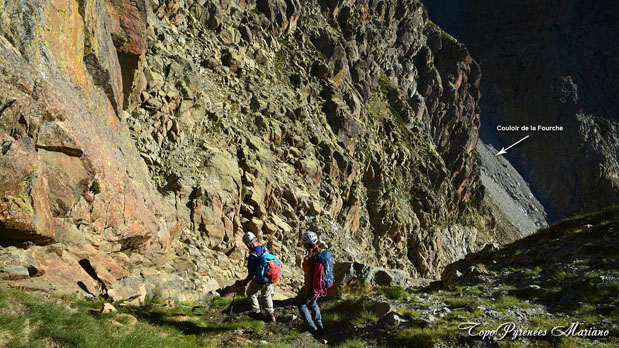 Escalade-Petit-Pic-d-Ossau-2807m_040