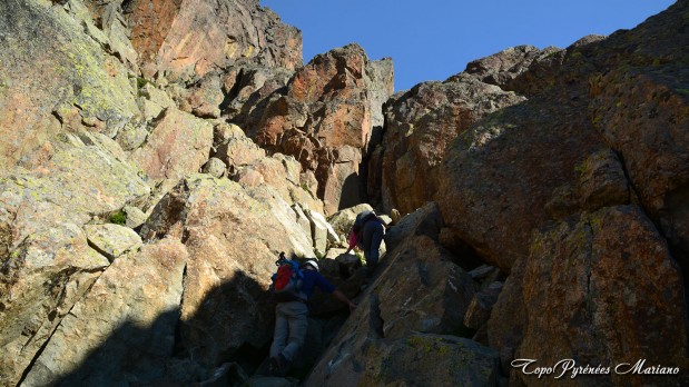 Escalade-Petit-Pic-d-Ossau-2807m_053