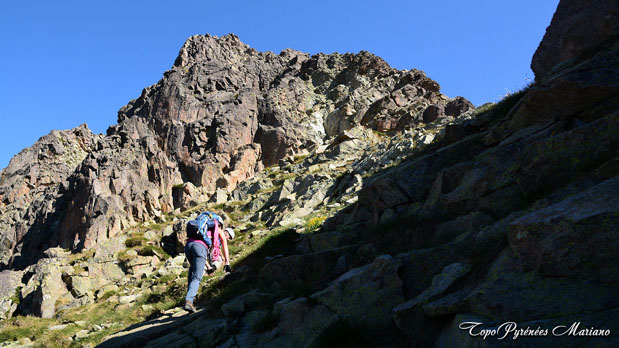 Escalade-Petit-Pic-d-Ossau-2807m_078