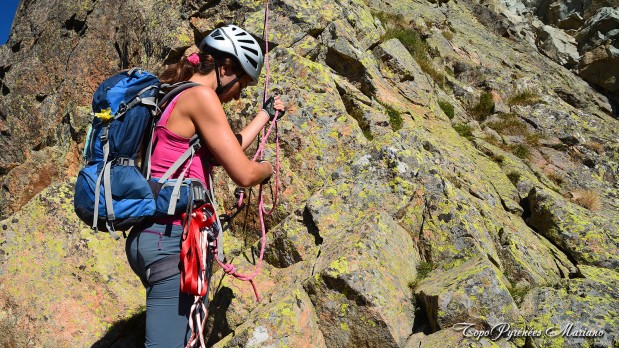 Escalade-Petit-Pic-d-Ossau-2807m_094