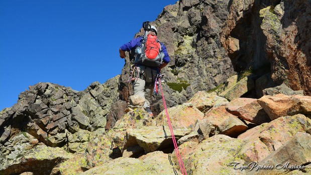 Escalade-Petit-Pic-d-Ossau-2807m_103