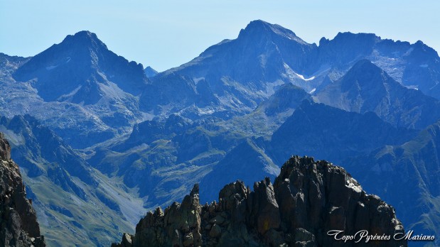 Escalade-Petit-Pic-d-Ossau-2807m_115
