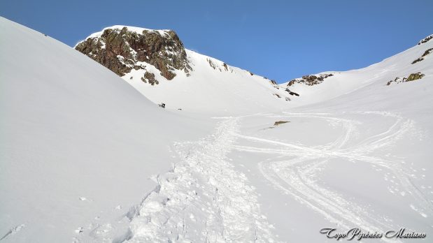 Raquettes-Vertice-d-Anayet-2559m_011