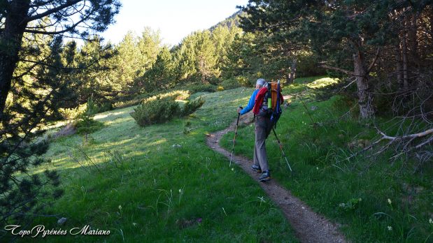 Randonnee-Puy-Arcol-2417m_006
