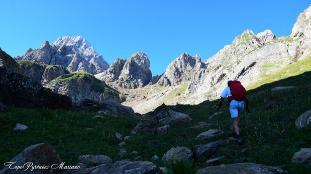 Randonnee-Trilogie-au-Massif-d-Aspe_012