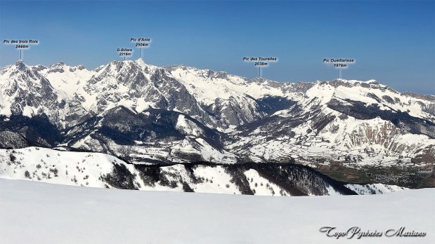 Panorama depuis le Soum de Loulou (1913m)